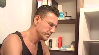 charisma_m35 live cam on Cam4