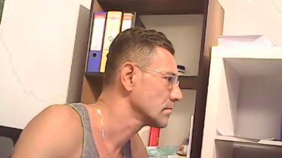 charisma_m35 live cam on Cam4