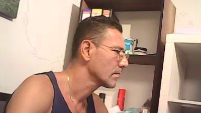 charisma_m35 live cam on Cam4