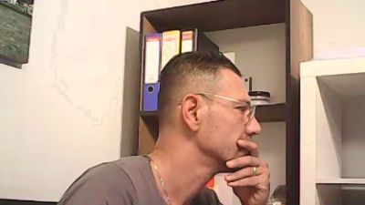 charisma_m35 live cam on Cam4