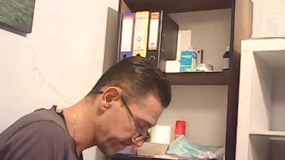 charisma_m35 live cam on Cam4