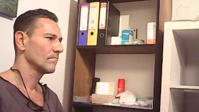 charisma_m35 live cam on Cam4