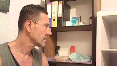 charisma_m35 live cam on Cam4