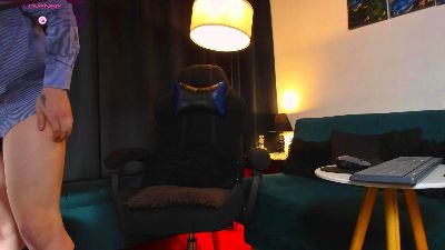 charliebigx1 live cam on Cam4