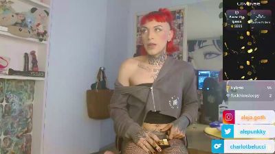 charlotbelucci_ live cam on Cam4