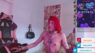 charlotbelucci_ live cam on Cam4