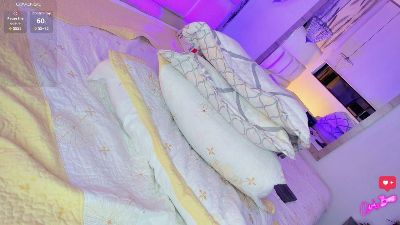 charlote_sweett live cam on Cam4