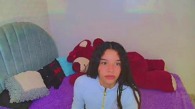 charlotte_0309 live cam on Cam4