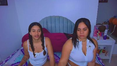 charlotte_0309 live cam on Cam4