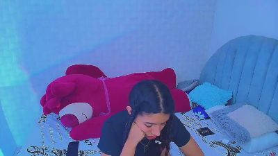 charlotte_0309 live cam on Cam4