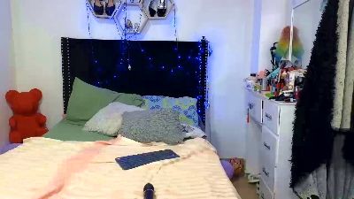 charlotte_218 live cam on Cam4