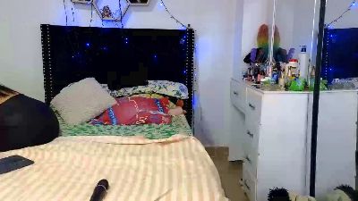charlotte_218 live cam on Cam4