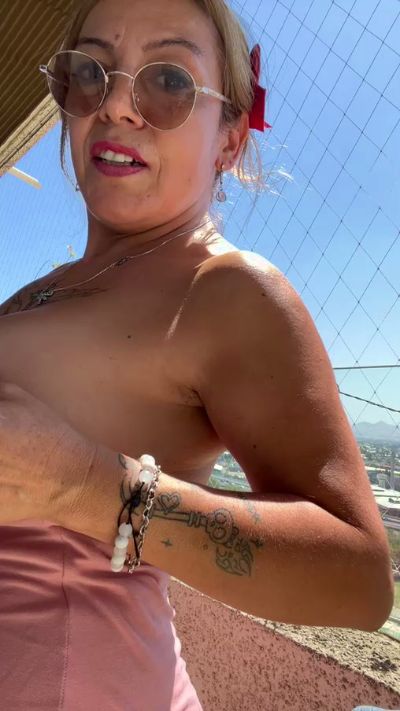 charlotte_milf3 Live Cam on Cam4