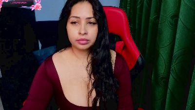 charlottee_love live cam on Cam4