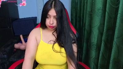 charlottee_love live cam on Cam4