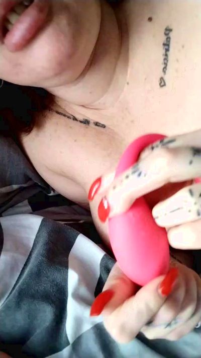 charlottepasion live cam on Cam4