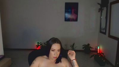 charlottez1 live cam on Cam4