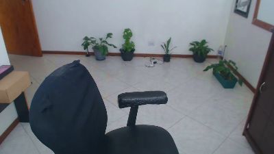 charlottez1 live cam on Cam4