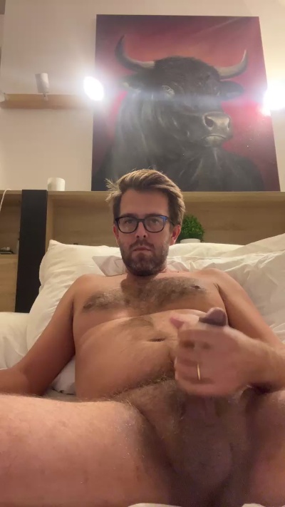 charlyplc75 live cam on Cam4