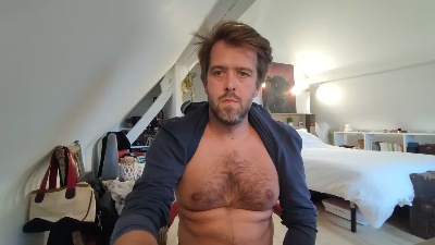 charlyplc75 live cam on Cam4