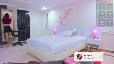charolbruce_1 live cam on Cam4