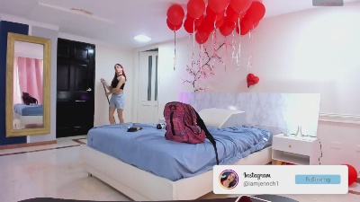 charolbruce_1 live cam on Cam4