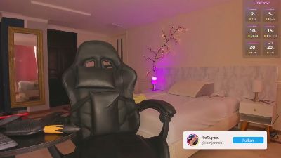 charolbruce_1 live cam on Cam4