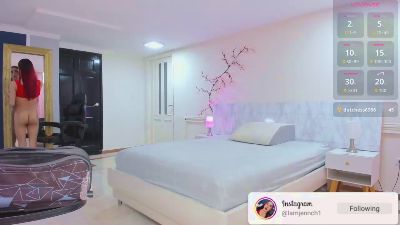 charolbruce_1 live cam on Cam4