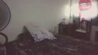chaude34300 live cam on Cam4