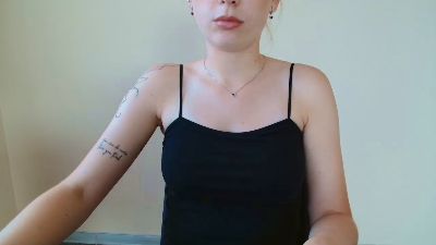chechelady live cam on Cam4