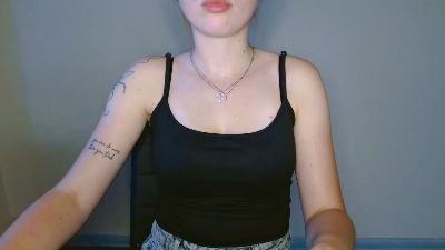 chechelady live cam on Cam4
