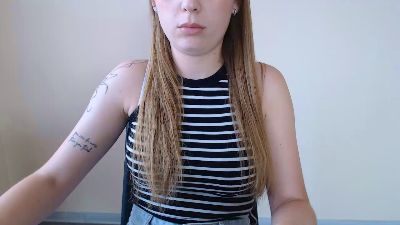 chechelady live cam on Cam4