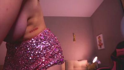 cheekie_breekie live cam on Cam4