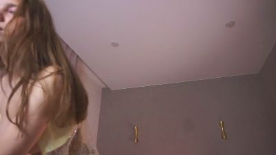 cheekie_breekie live cam on Cam4