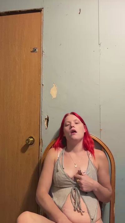 cherry2fyneee live cam on Cam4