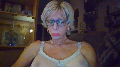 chickinrock live cam on Cam4