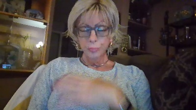 chickinrock live cam on Cam4