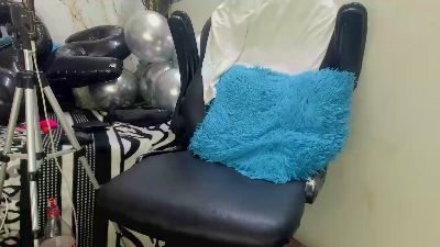 chico_latino23 live cam on Cam4