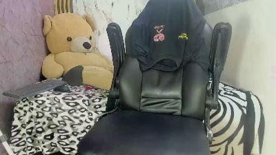 chico_latino23 live cam on Cam4