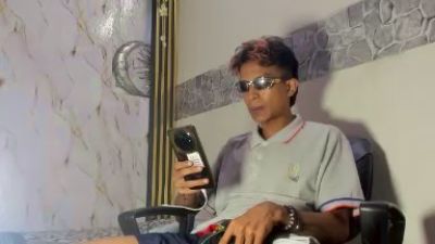 chico_latino23 live cam on Cam4