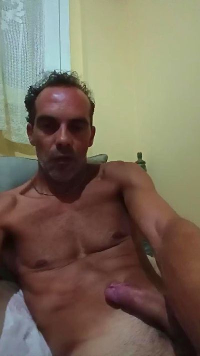 chicoatrevido2 live cam on Cam4