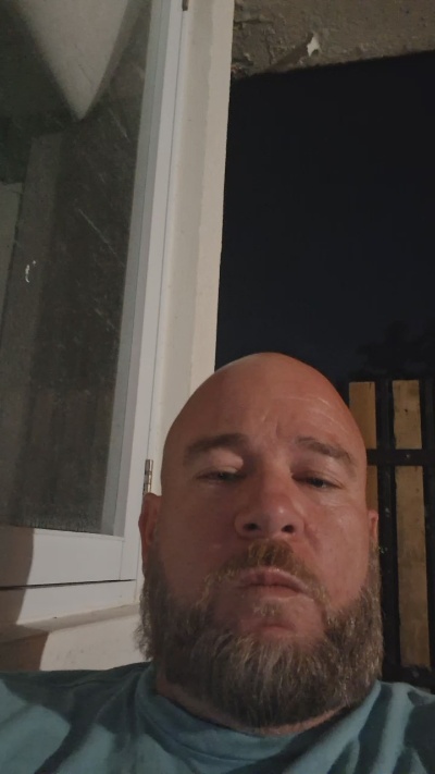 chicosexxy77 live cam on Cam4
