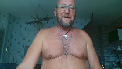 chillyco1 live cam on Cam4