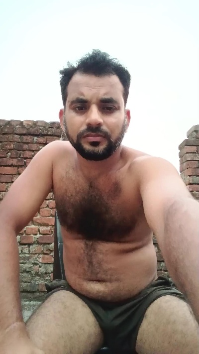 chiranjitho1 live cam on Cam4