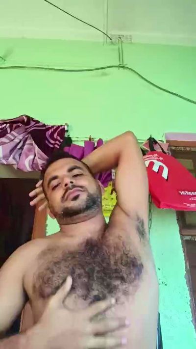 chiranjitho1 live cam on Cam4
