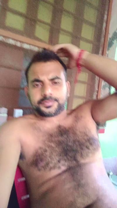 chiranjitho1 live cam on Cam4