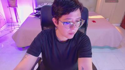 chloe_rosse_ live cam on Cam4