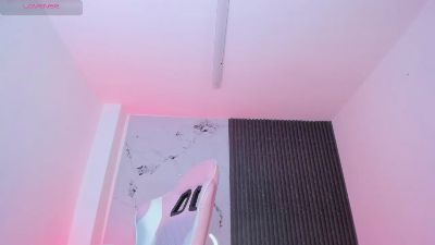 chloe_sagee live cam on Cam4