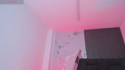 chloe_sagee live cam on Cam4