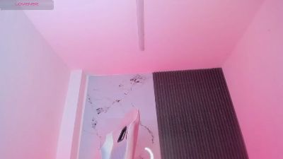chloe_sagee live cam on Cam4